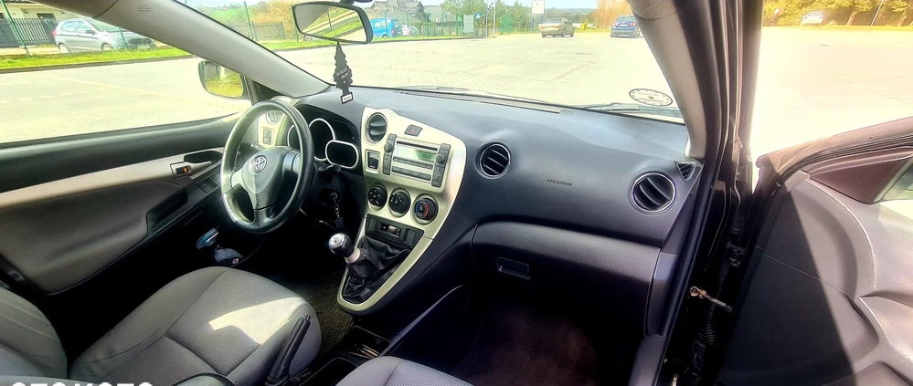 Toyota Matrix cena 20900 przebieg: 150000, rok produkcji 2008 z Żukowo małe 352
